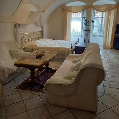 U Jarosu Apartment *