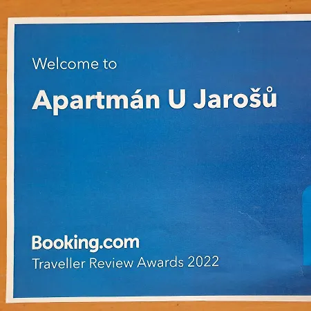 U Jarosu 公寓