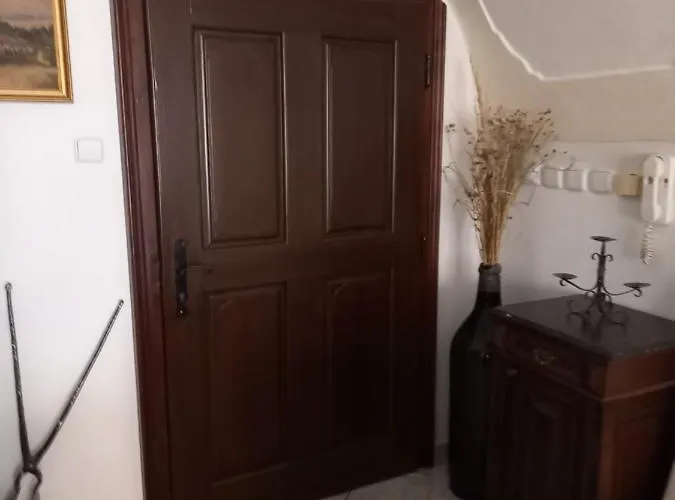U Jarosu Appartement *
